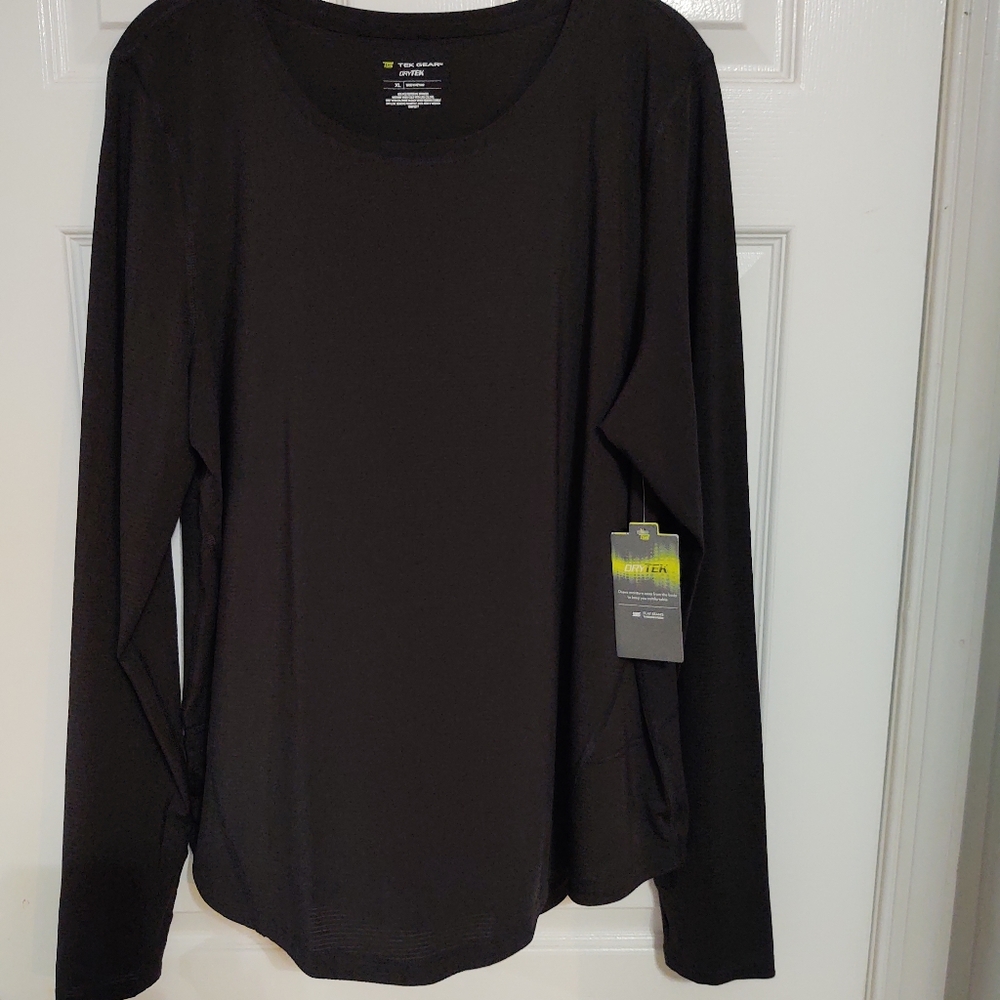 Woman's long sleeve top